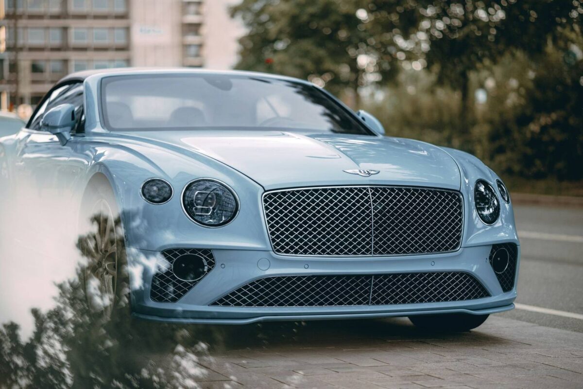 Bentley Continental GT, vue trois-quarts avant