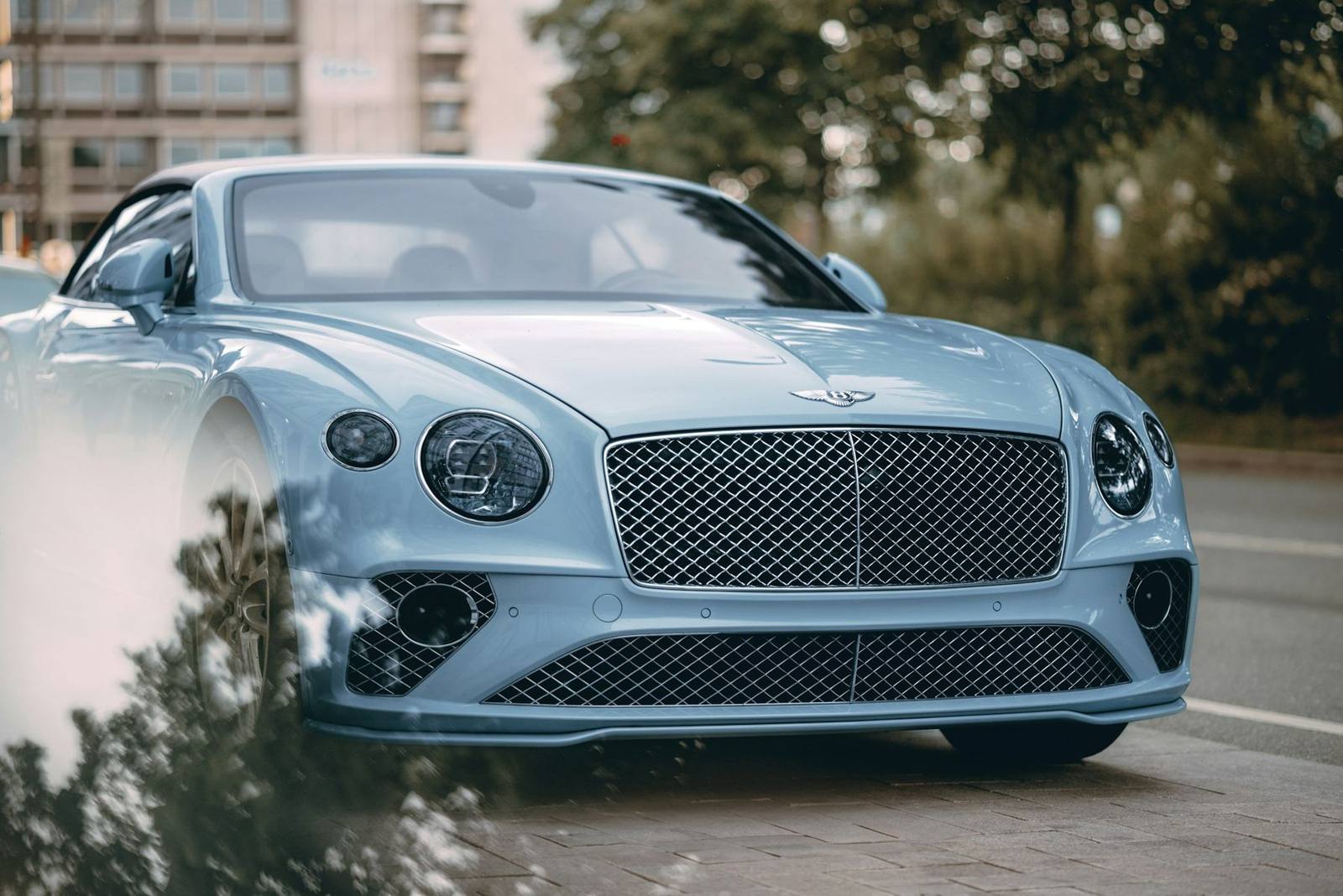 Bentley Continental GT, vue trois-quarts avant