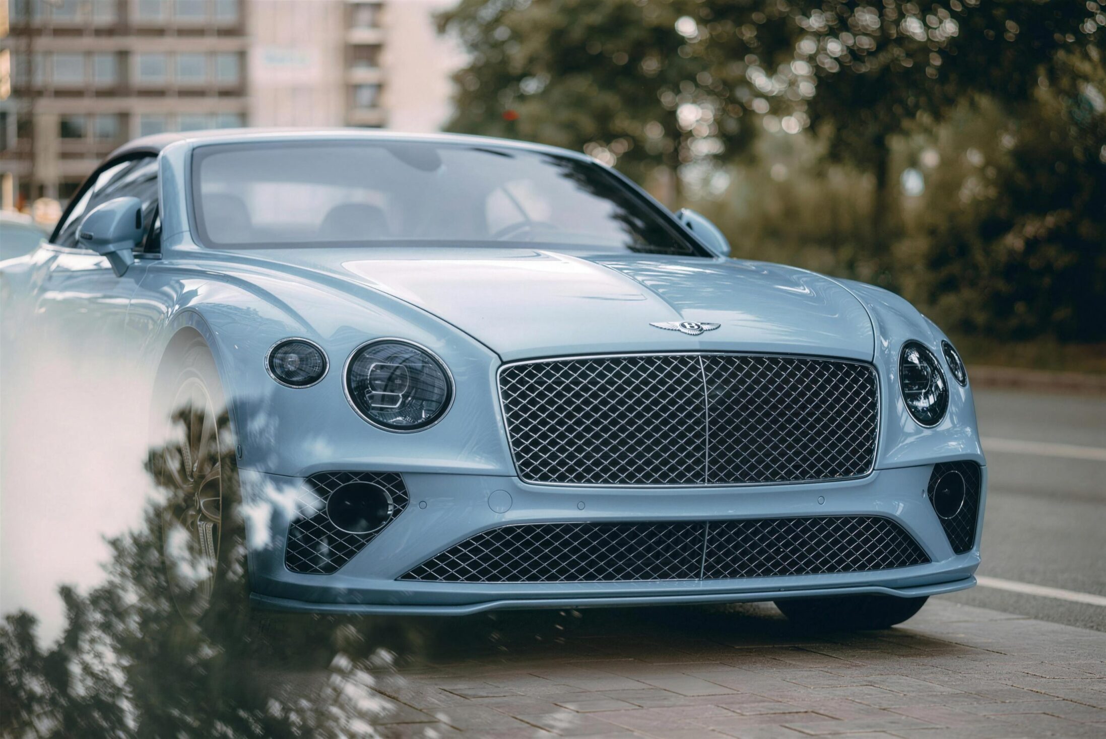 Bentley Continental GT, vue trois-quarts avant