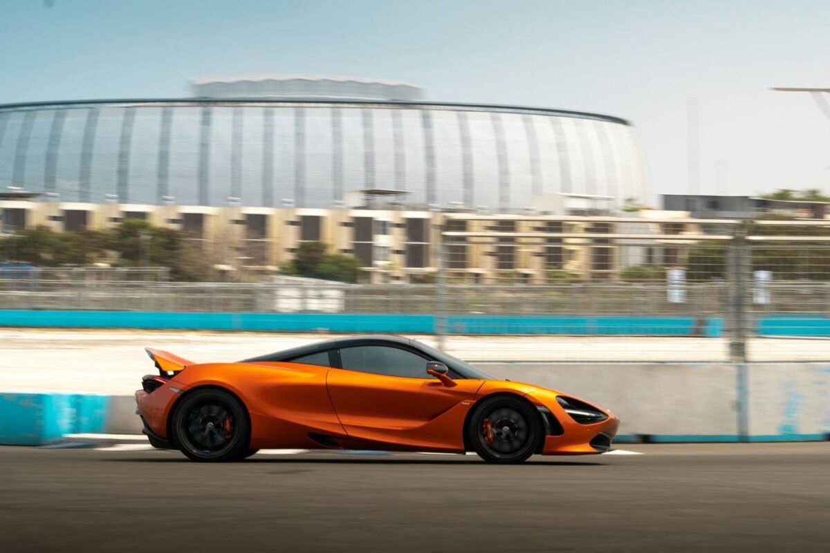 McLaren 750S, vue de profil