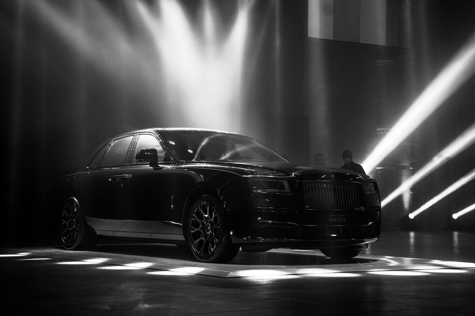 Rolls-Royce Ghost Black Badge, sous les projecteurs