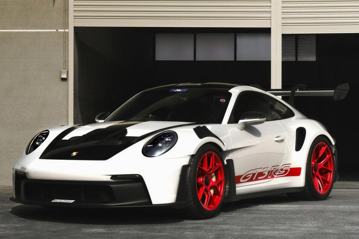 Porsche 911 GT3 RS, vue trois-quarts avant